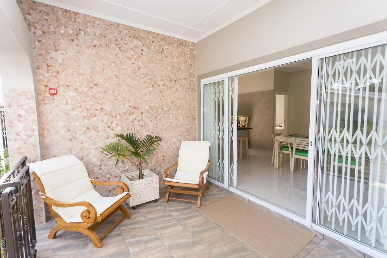 Beau Vallon Villa Chalets