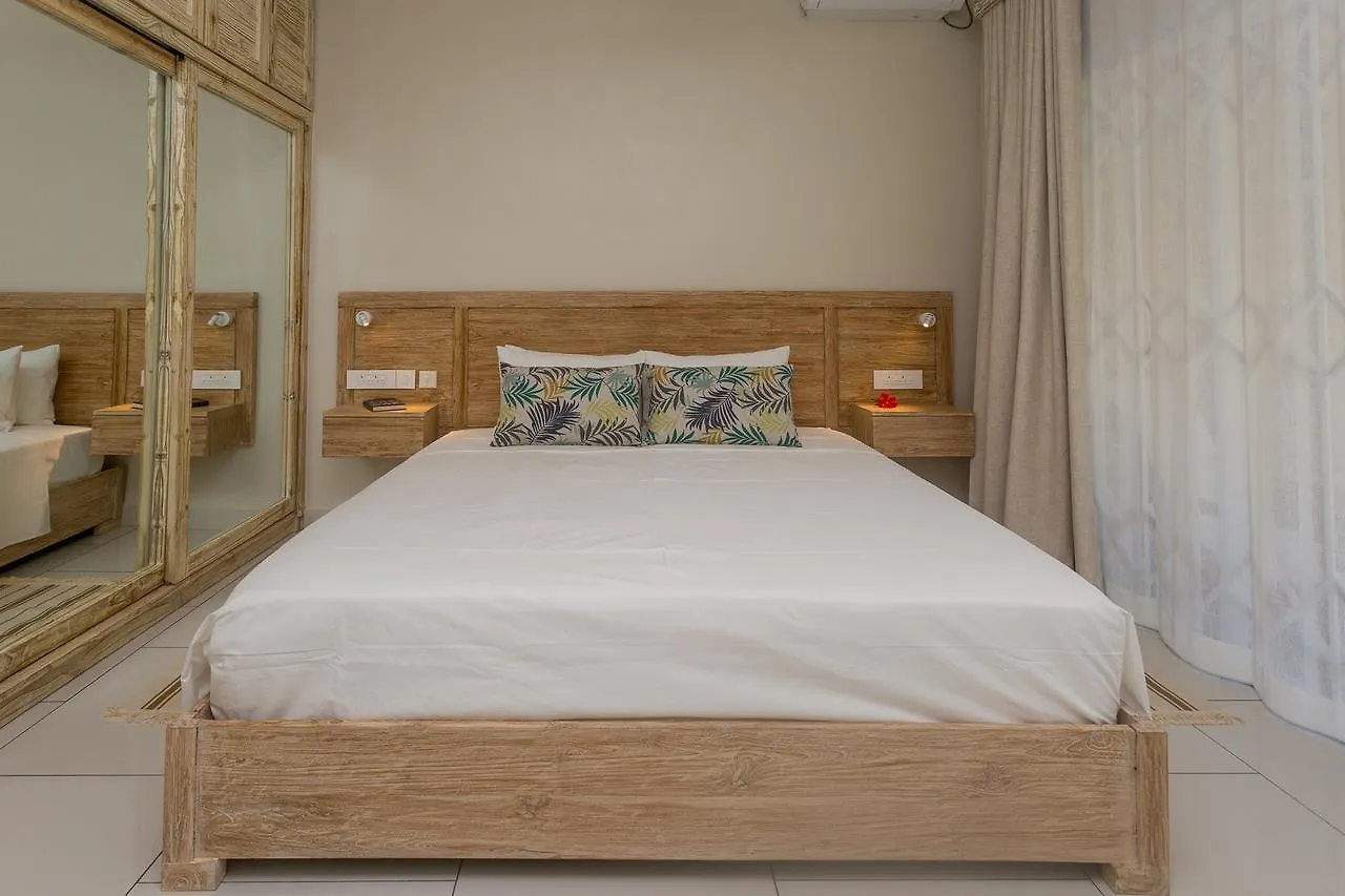 Beau Vallon Villa Chalets Seychelles