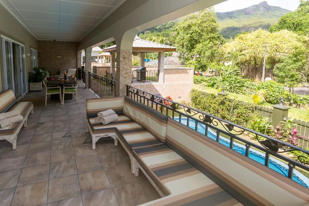 Beau Vallon Villa Chalets  Beau Vallon (Mahe)