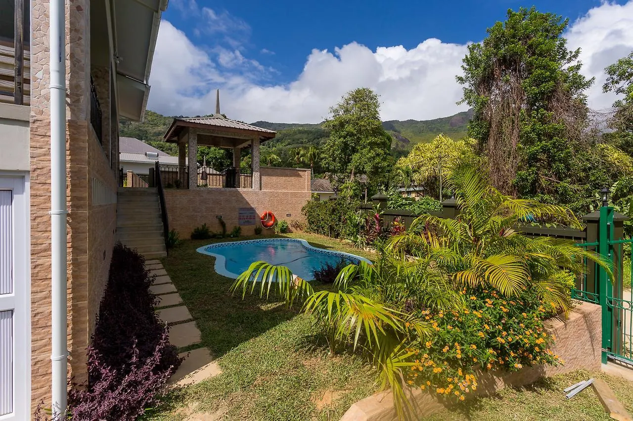 Beau Vallon Villa Chalets  Beau Vallon (Mahe)