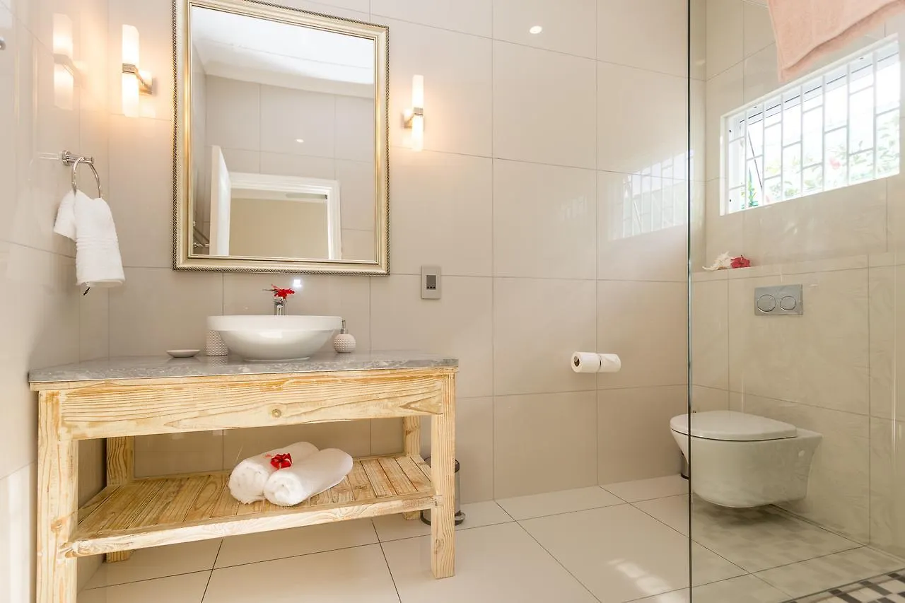 Beau Vallon Villa Chalets