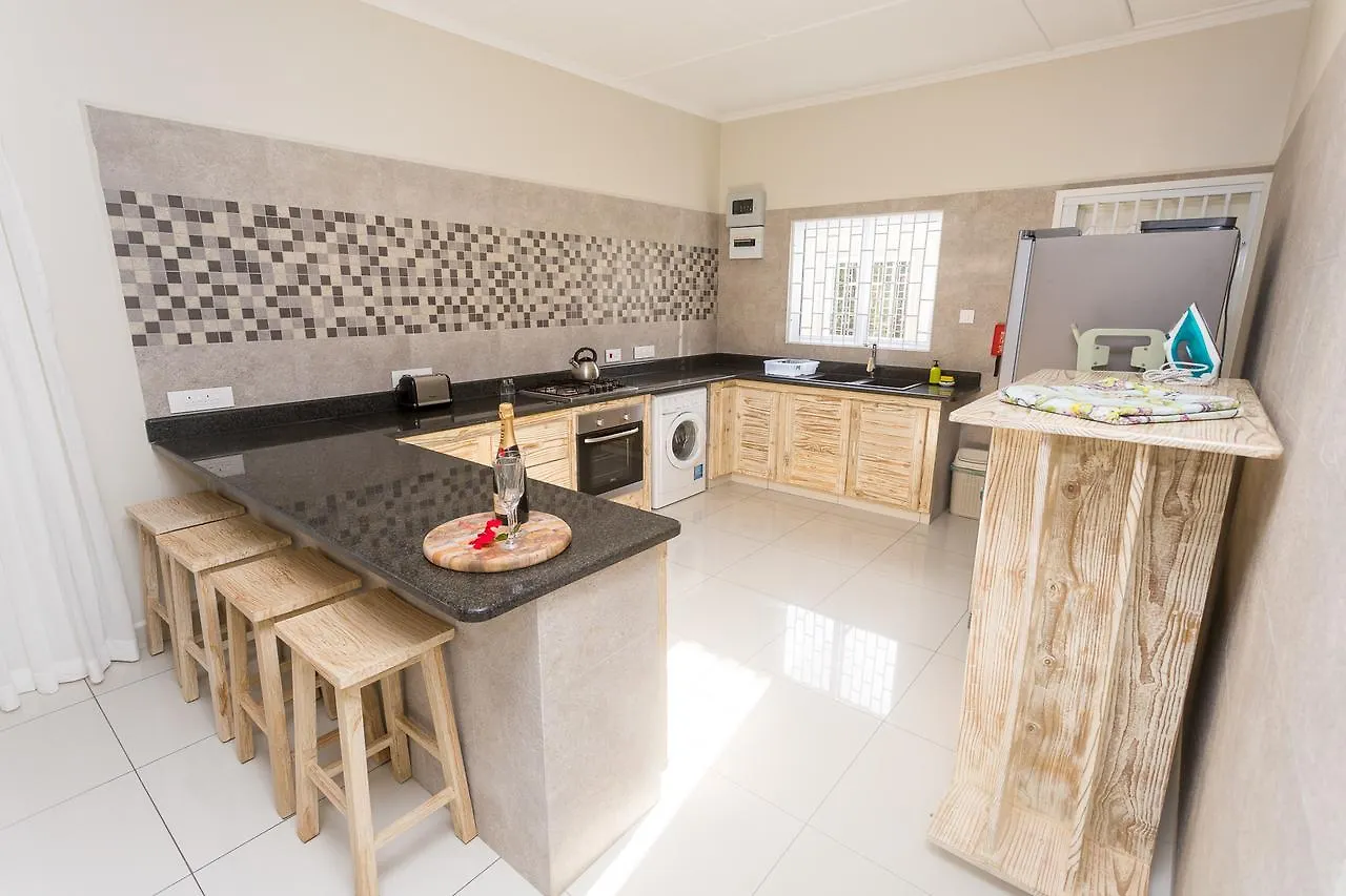Beau Vallon Villa Chalets