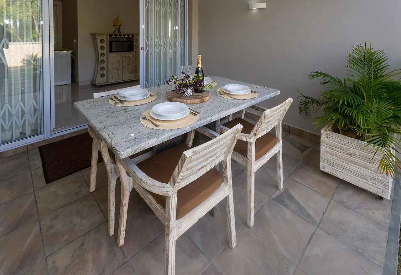Beau Vallon Villa Chalets  Beau Vallon (Mahe)